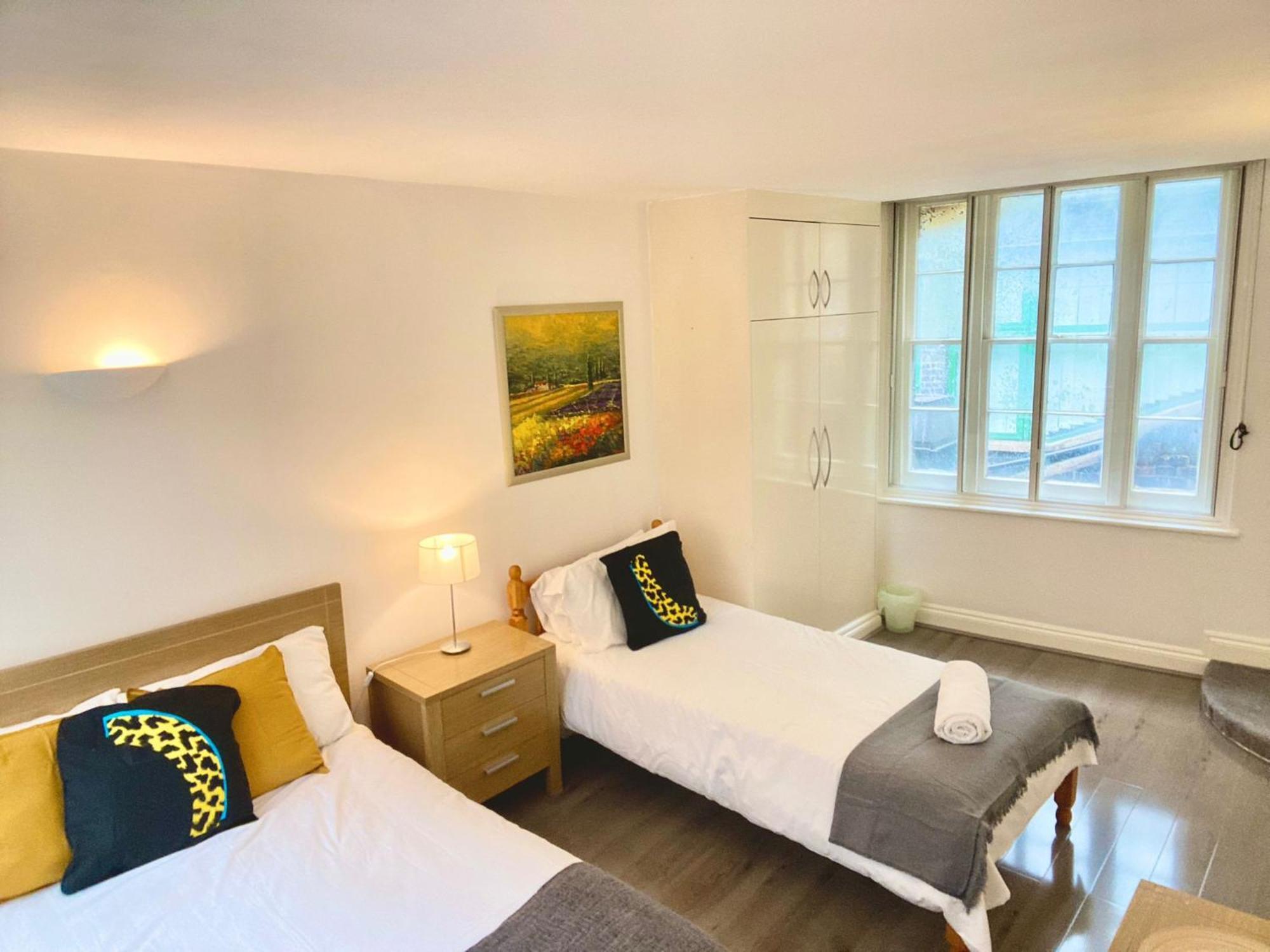 1 Bed Apt- Sleeps 3 & Pet Friendly Apartamento